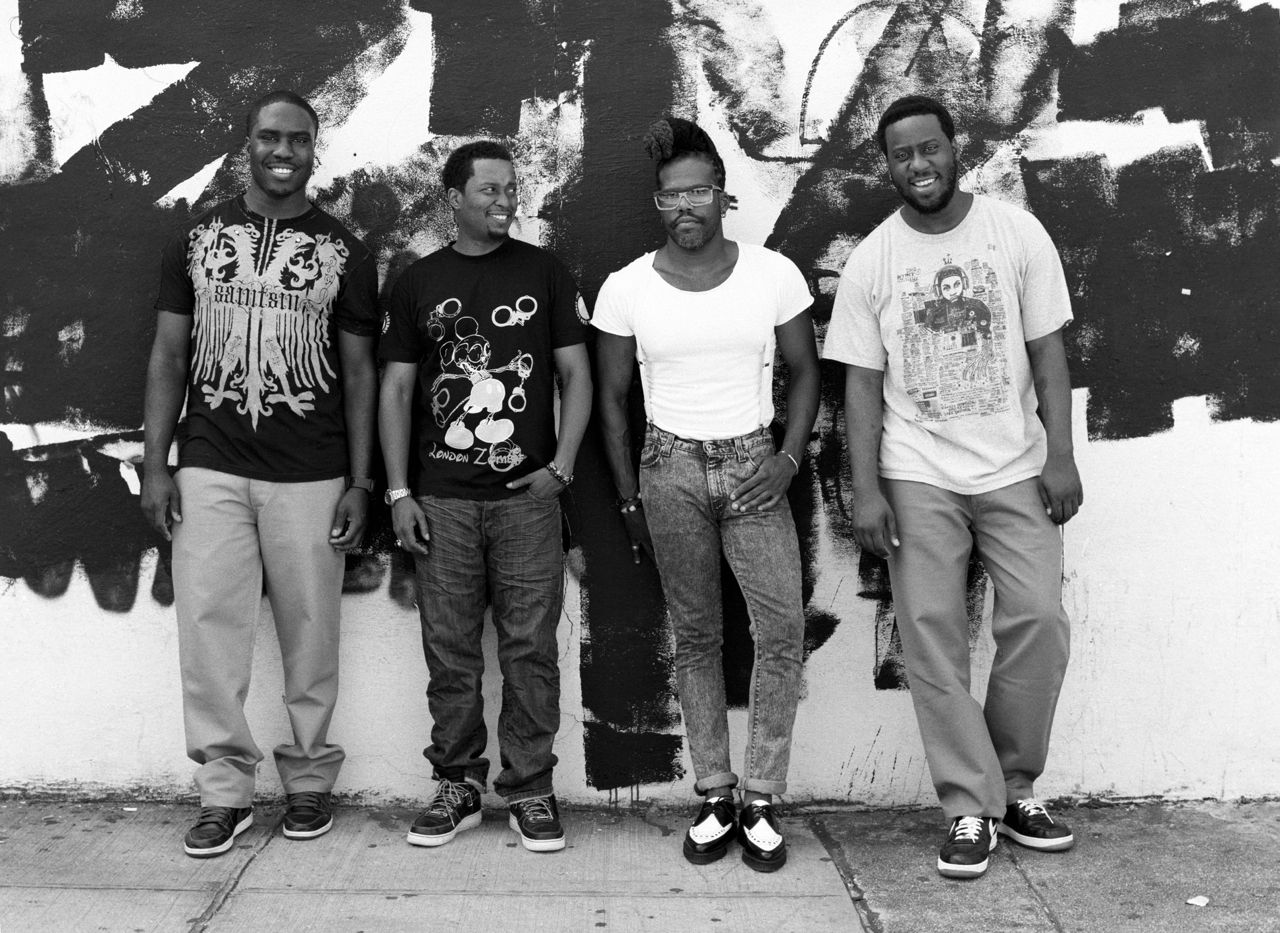 Robert Glasper Experiment Detail New Album Artscience Share New Track Band On The Wall band on the wall